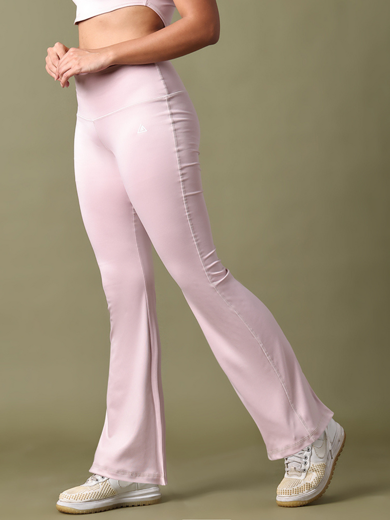 Women Curved Flair Leggings